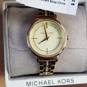 Michael kors watch, nwt